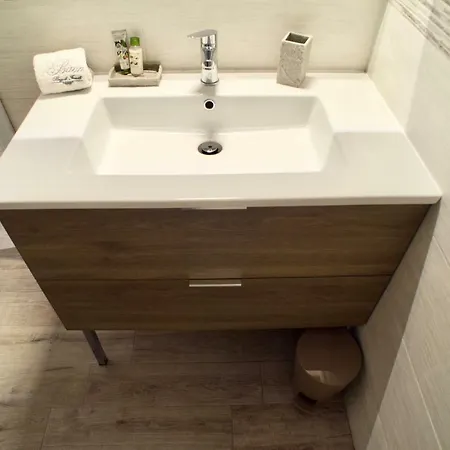 Giulietta - Brand New Flat In Santa Maria Novella Florence